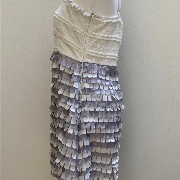 Cream & Silver Stretchy lace Strap Dress Size L - Picture 5 of 8